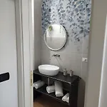 Casa Mida *